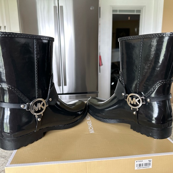 Michael Kor rain booties - Picture 10 of 12